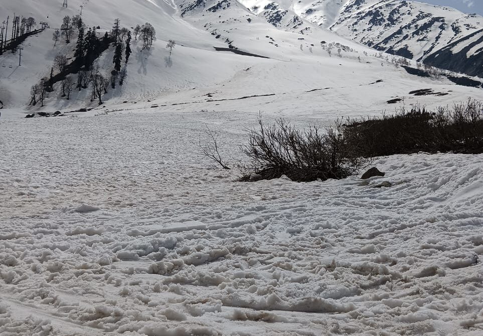 The Enchanting Beauty of Kashmir
